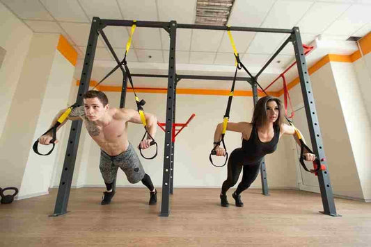 BIJAKSANA MENGGUNAKAN ALAT OLAHRAGA