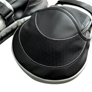 GENETIX GNTX Focus Mitt GFM2 BlackGrey